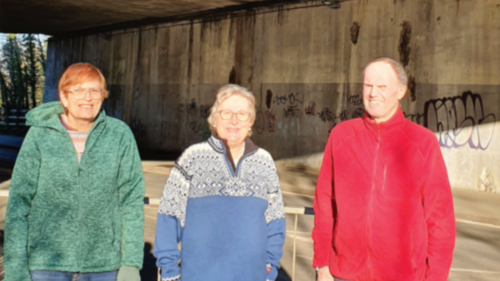 Prue, Paul and Rachelle under the M4 bridge